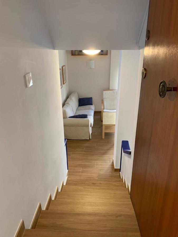 Cosy Apartment In L Escala, 7 Mins Walk To The Closest Beach, Riells L' Escala Eksteriør billede